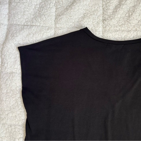 FOREVER 21 - Women's Black V-Neck Top - Picture 8 of 8